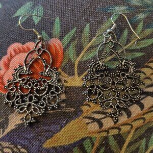 BLACK AND SILVER LOVELY EARRINGS